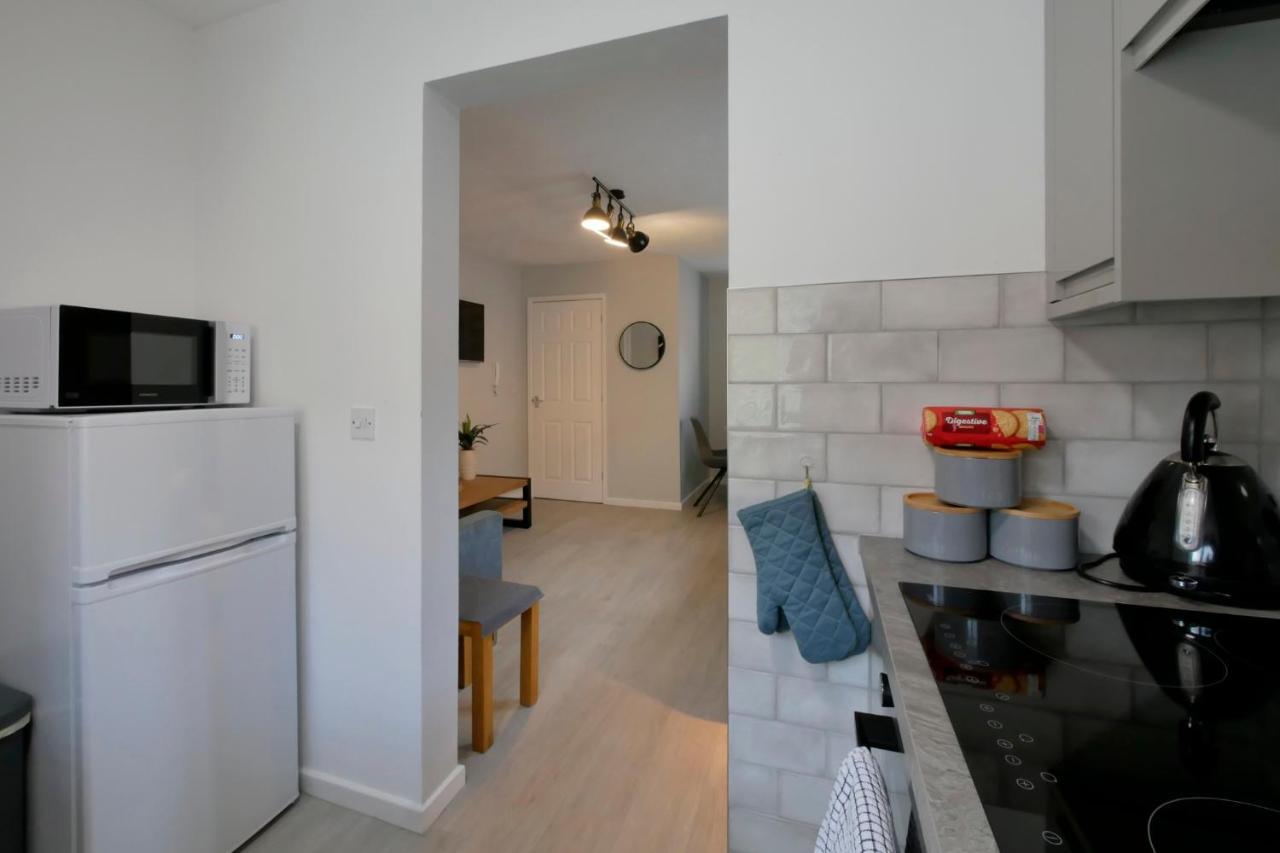 Crewe Short Lets 6 Victoria Court, Crewe Apartment Exterior foto